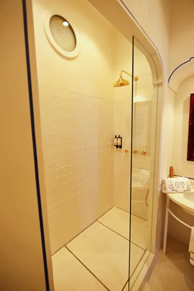 Habitación Doble Standard (4 hab) — 6
