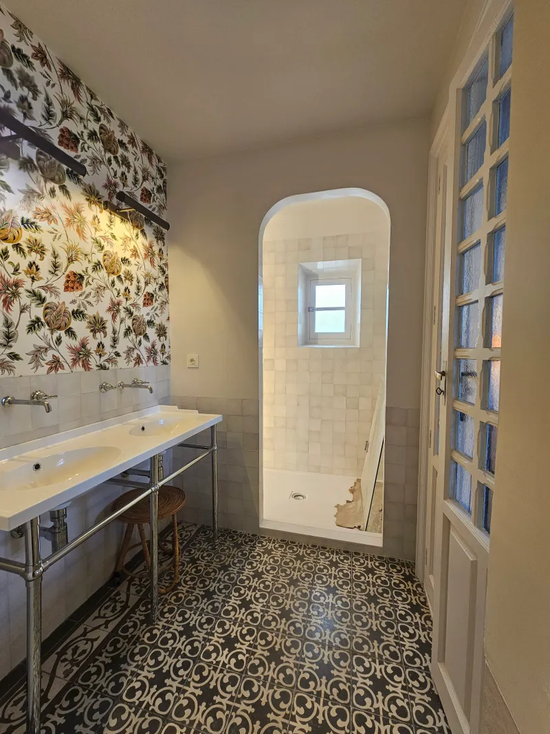 Suite / Suite con bañera de hidromasaje — 9